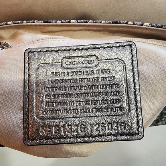 Coach Taylor Silver Snake Print Pattern Shoulder Bag - Picture 6 of 7